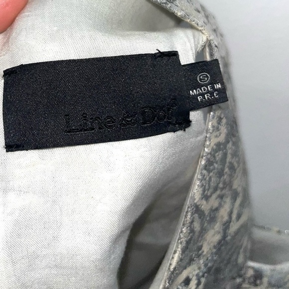 Line & Dot Cameron Crop Top Metallic Size Small - Picture 10 of 11